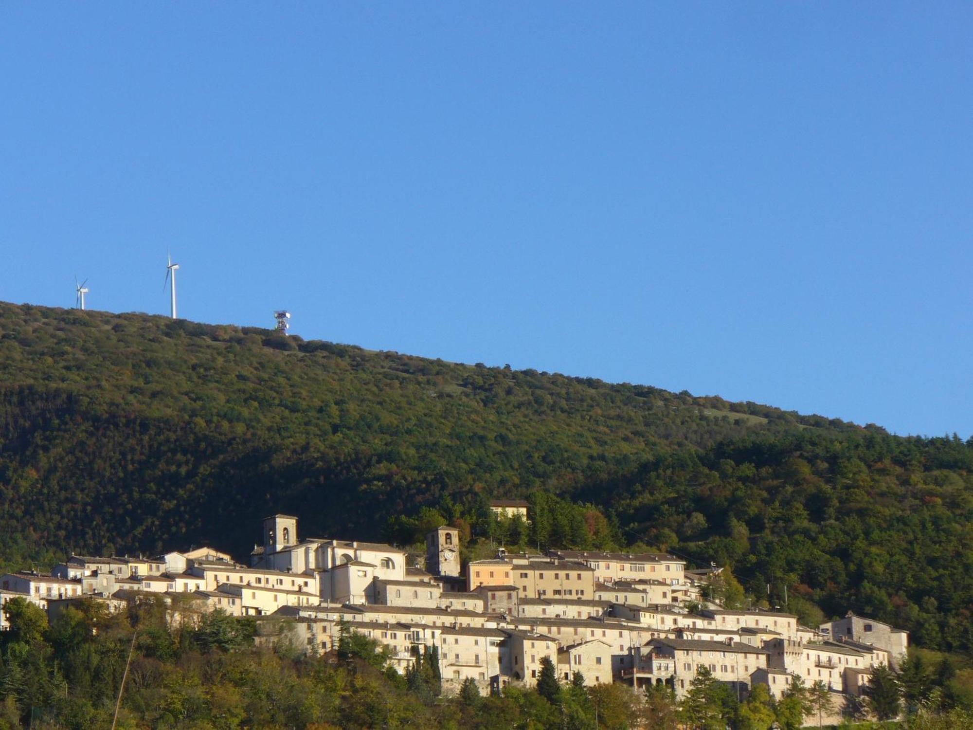 Il Risveglio Dei Sensi Villa Fossato di Vico Eksteriør billede